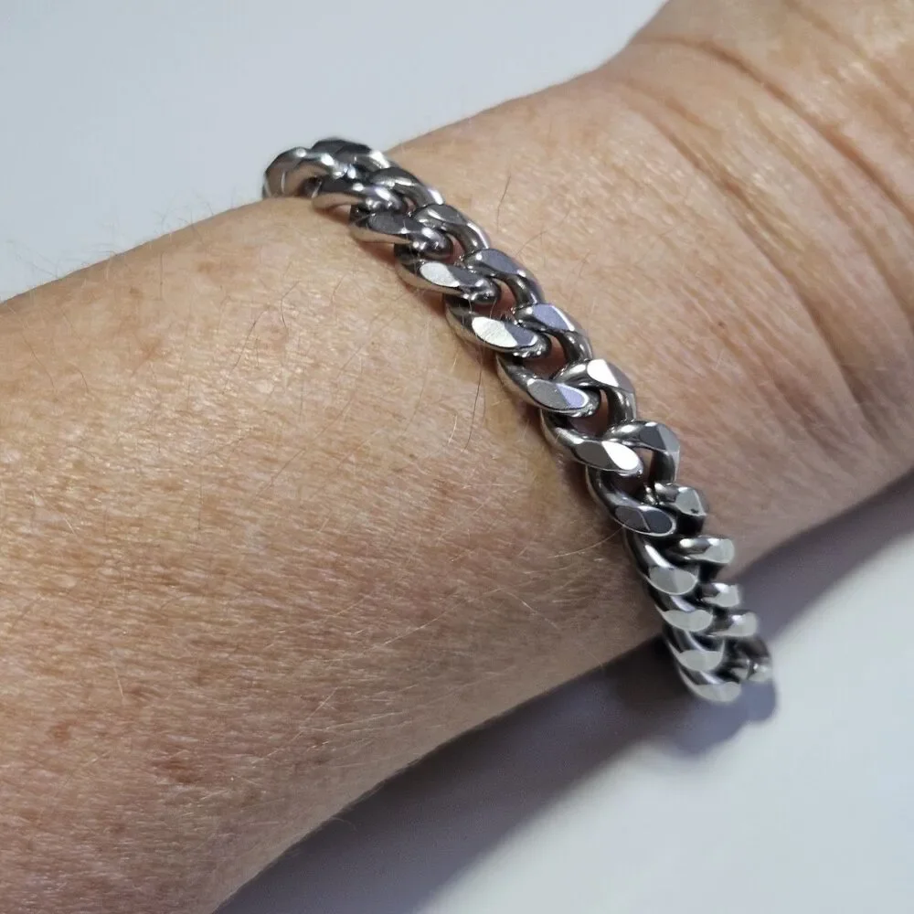 Men's Solid Polished Stainless Steel Cuban link Bracelet 8.5
